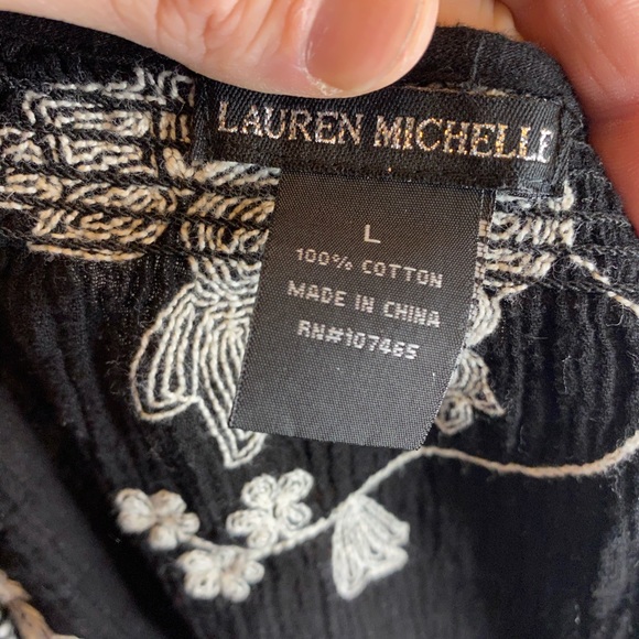 Large Cotton Embroidered Floral Top - Picture 6 of 6